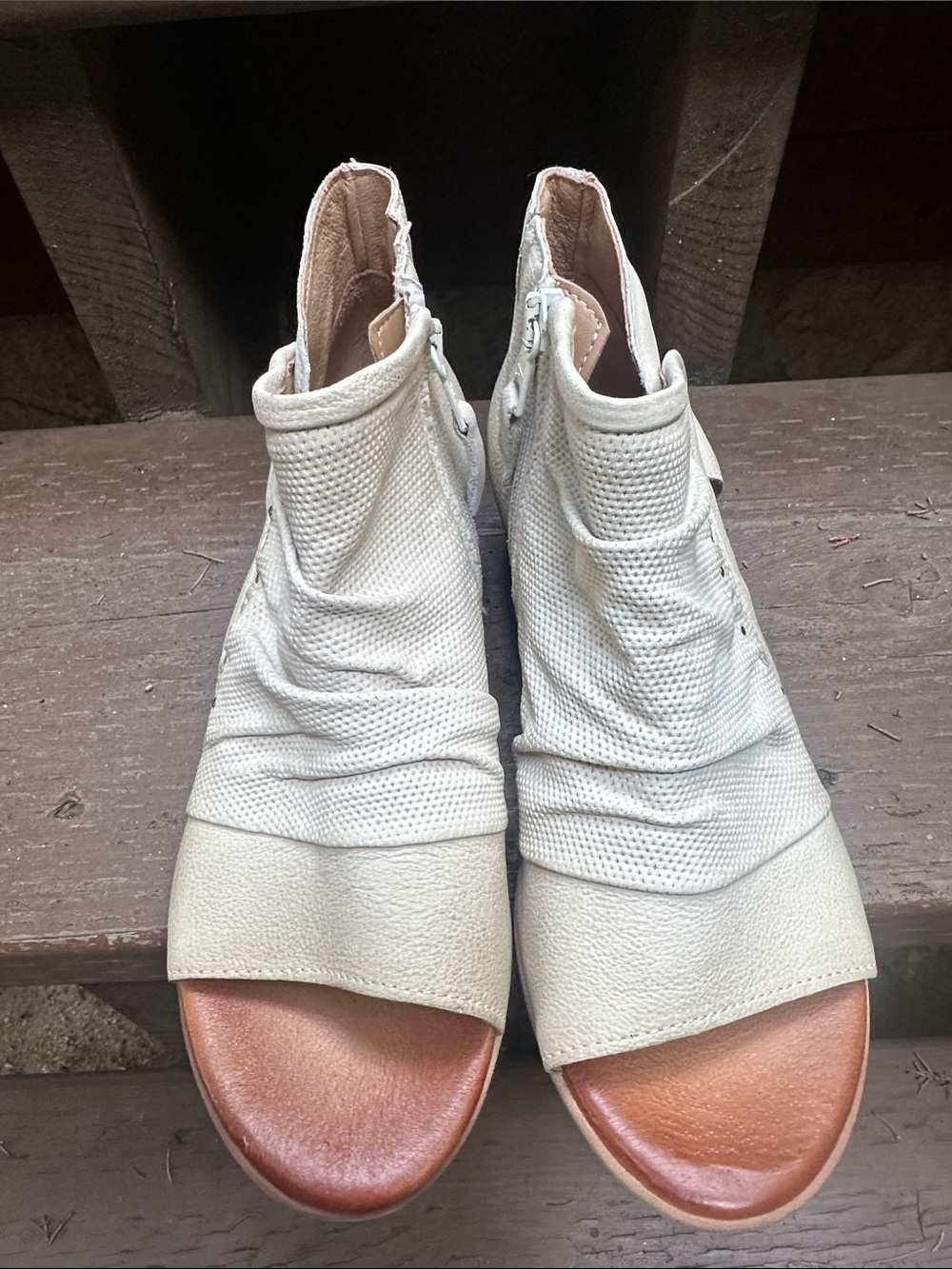 Miz Mooz New York City Goddess Leather Sandals